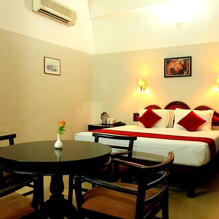 Xavier'S Residency Otel Kollam Dış mekan fotoğraf