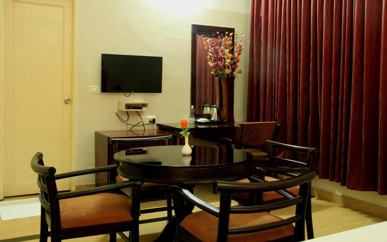 Xavier'S Residency Otel Kollam Dış mekan fotoğraf